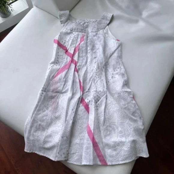 Burberry Other - Baby kid Dress 10T Burberry strapless white 2 spots